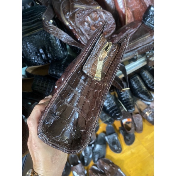Túi đứng cầm tay, túi cặp da cá sấu