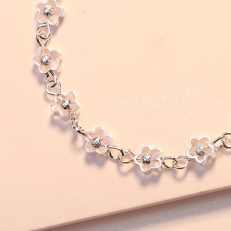 Vòng Tay Bạc Mặt Hình Hoa Mận Nhỏ Xinh Xắn