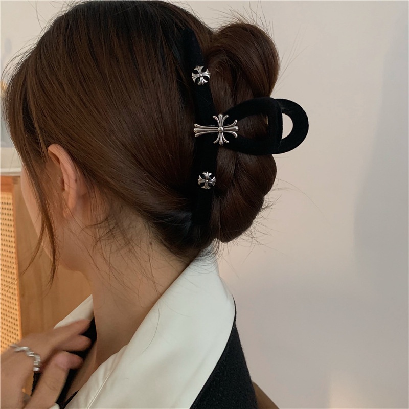 Kẹp Tóc Đính Nơ Bằng Nhung Đen Cỡ Lớn Thời Trang Cho Nữ