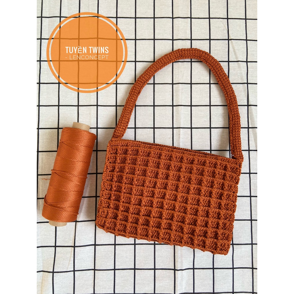 Handmade - túi caro form cứng cáp - họa tiết ô vuông siêu xinh