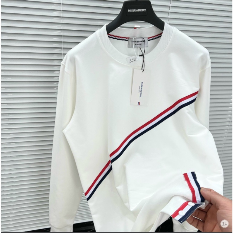 Áo Sweater Thom sọc chéo 2 màu đen trắng