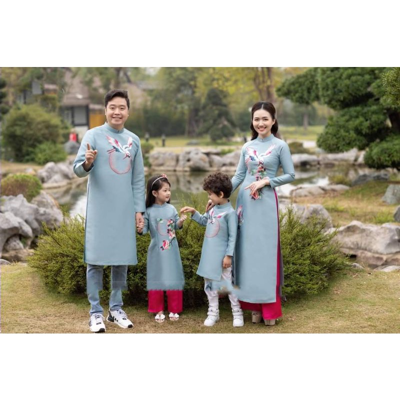 🥰 siêi phẩm sét áo dài cách tân mẹ bé gia đình cáo cấp đẹp sang chảnh. áo dài thiết kế chất tapta cao cấ8p