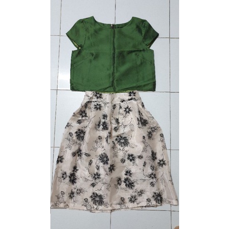 Chân váy hãng sz S