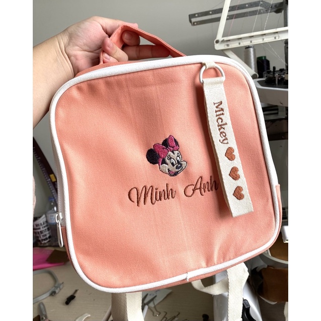 Balo hồng thêu tên bé theo yêu cầu