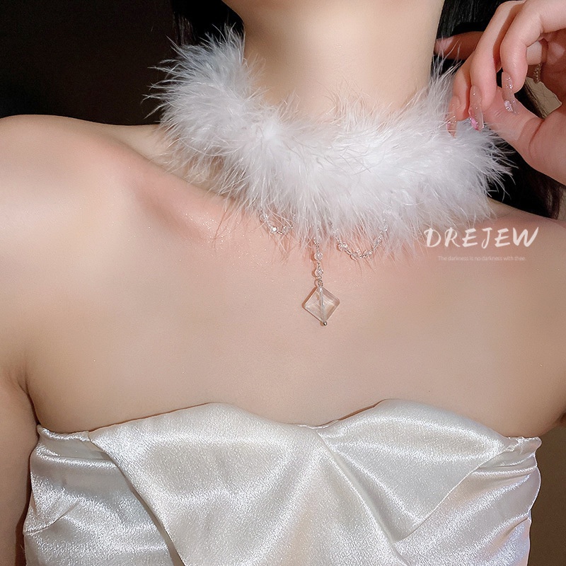 Dây Chuyền Mặt Lông Vũ Đính Đá Pha Lê Phong Cách Mới
