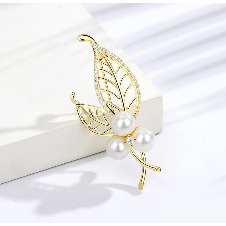Ghim Cài Áo Hình Lá Đính Ngọc Trai Nhân Tạo Phong Cách Hàn Quốc Sang Trọng Chống Lóa