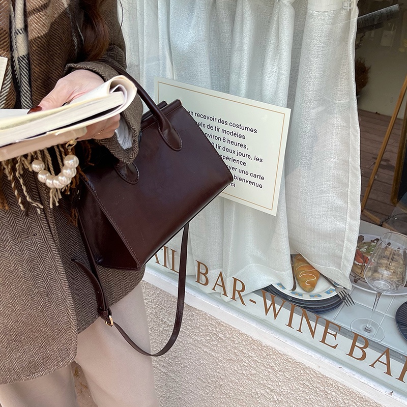 Túi Đeo Chéo Bằng Da Bóng Màu Trơn Phong Cách Hàn Quốc Cổ Điển Thời Trang Cho Nữ