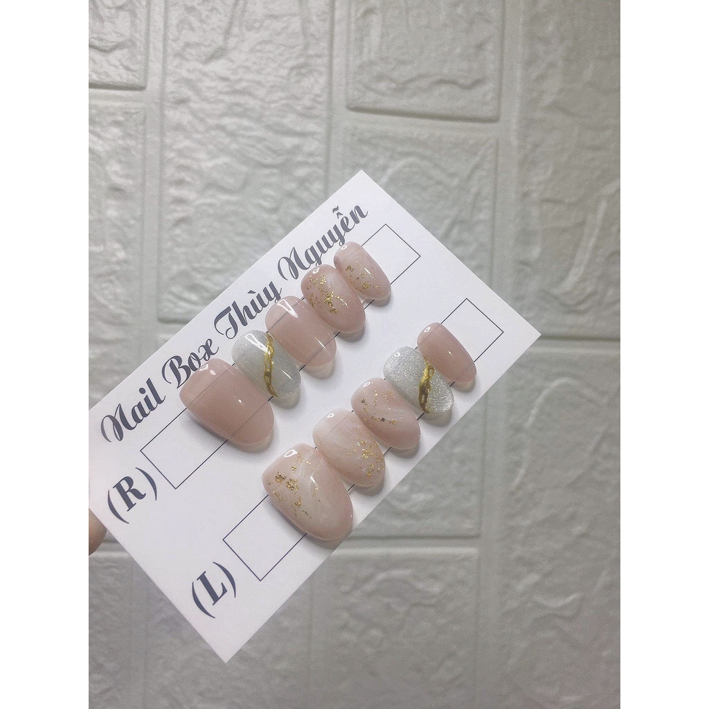 Nailbox móng úp thiết kế vân đá thạch nail