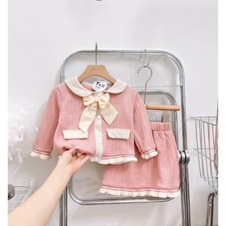 Compo chị c hằng