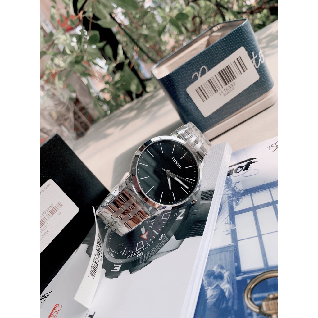 Đồng hồ nam Fossil dây kim loại, mặt đen