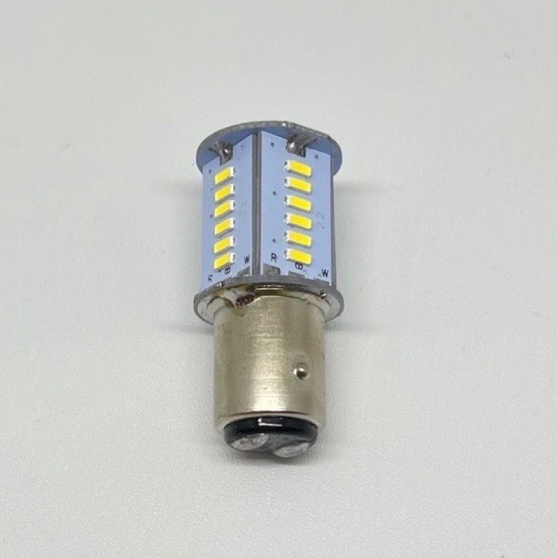 Đèn Nháy Hậu Led Đuổi Audi T15 Mẫu Mới Gắn Xe Máy