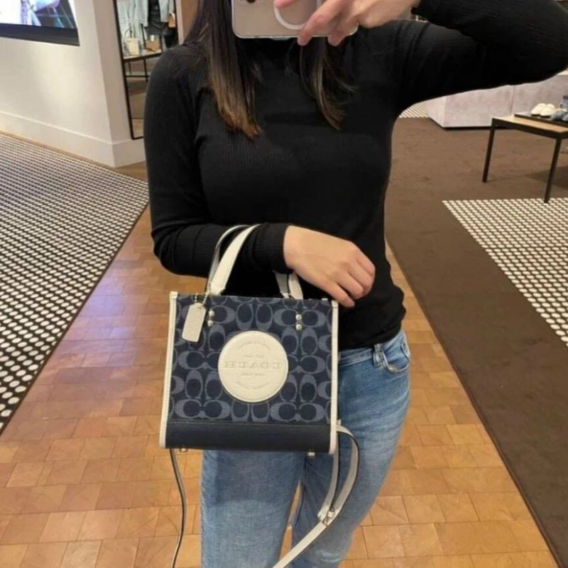 Túi Coach Dempsey Tote 22 siêu sang