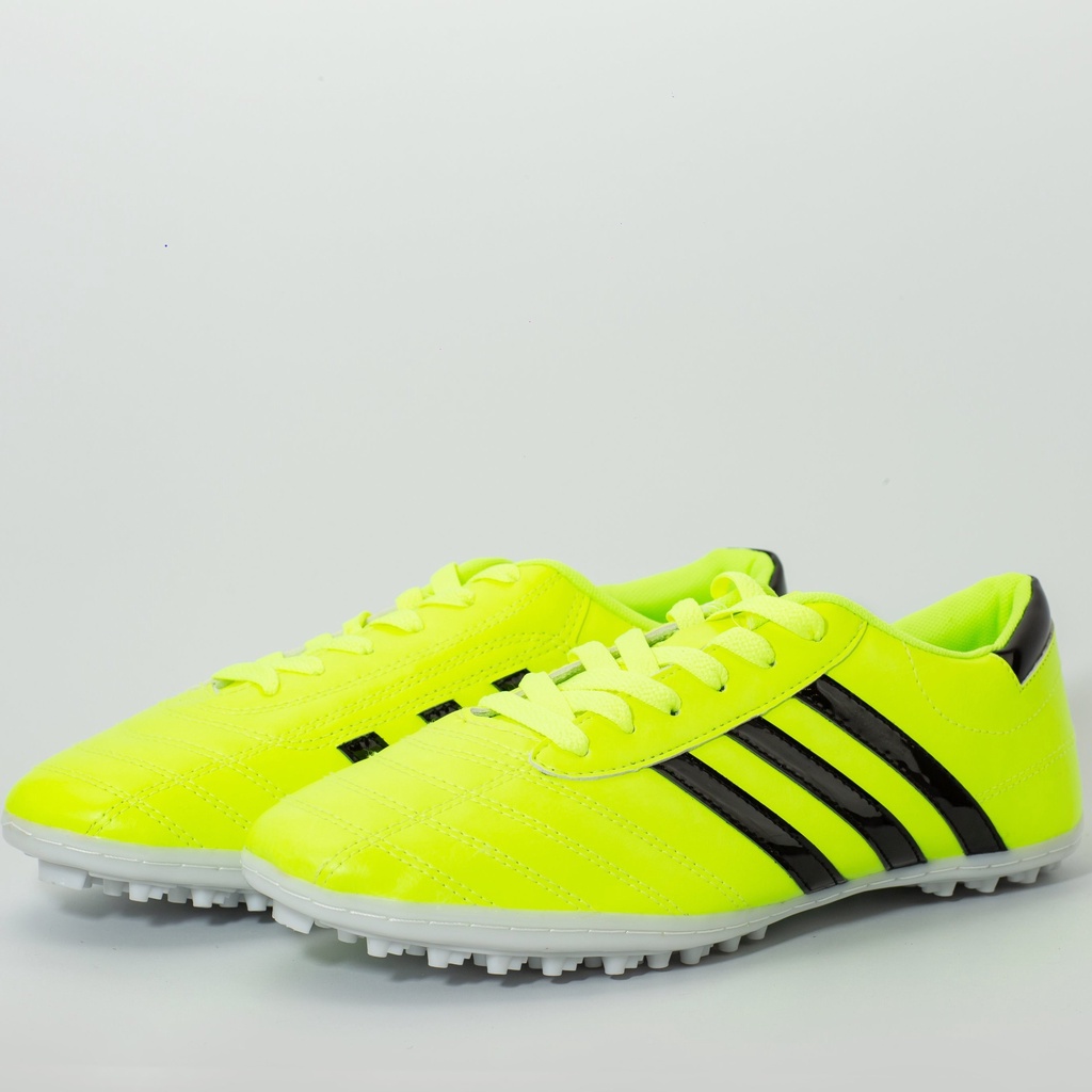 Giày Đá Bóng Ct3 Wika 3 Sọc Dùng Cho Sân Cỏ Nhân Tạo Khâu Toàn Bộ Đế Siêu Ôm Chân Chất Liệu Pu