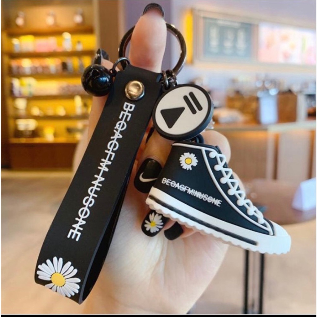 Móc khoá xe máy - Móc khóa cute - Móc Khóa Mặt Hình Giày Sneaker Ba Chiều Bằng Silicone