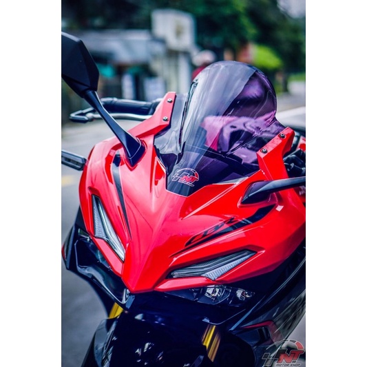 Kính chắn gió CBR150R 2021