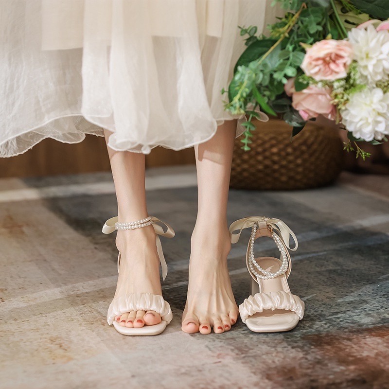 Sandal quai hạt châu cột nơ 7cm - B10