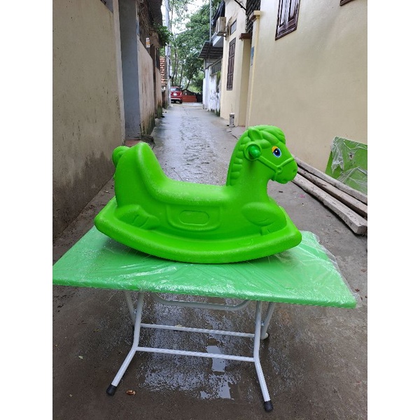 Bập bênh đơn dùng cho trường mẫu giáo và khu vui chơi