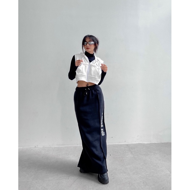 Áo Khoác Croptop Không tay 1PCLASS