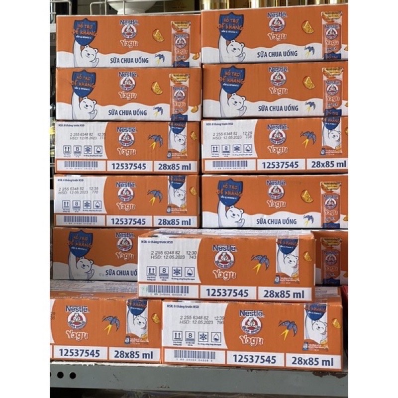 Thùng  sữa chua tổ Yến mới Cam/ Dâu