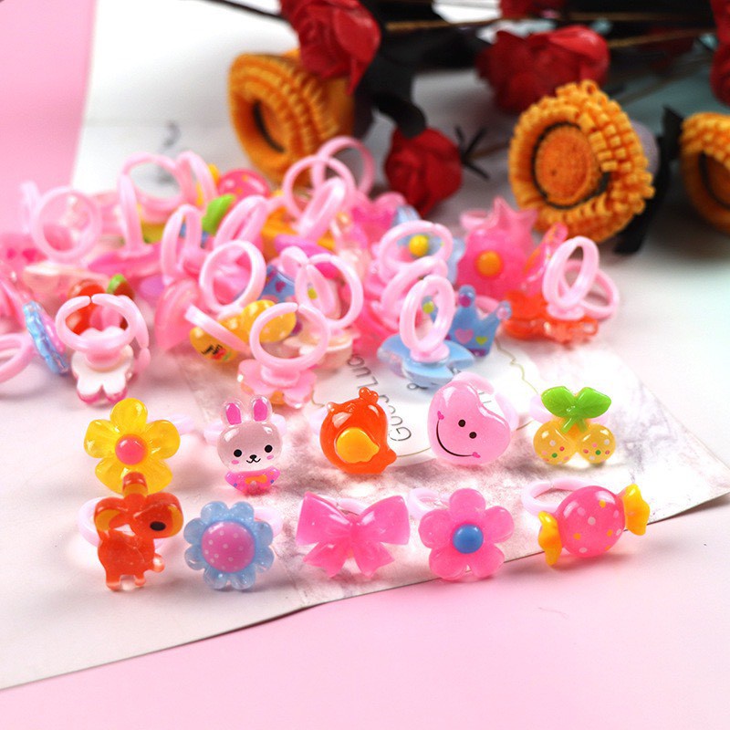 TẶNG KÈM 1 CHIẾC NHẪN NHỰA KUTE CHO BÉ YÊU NHIỀU MÀU SẮC DỄ THƯƠNG