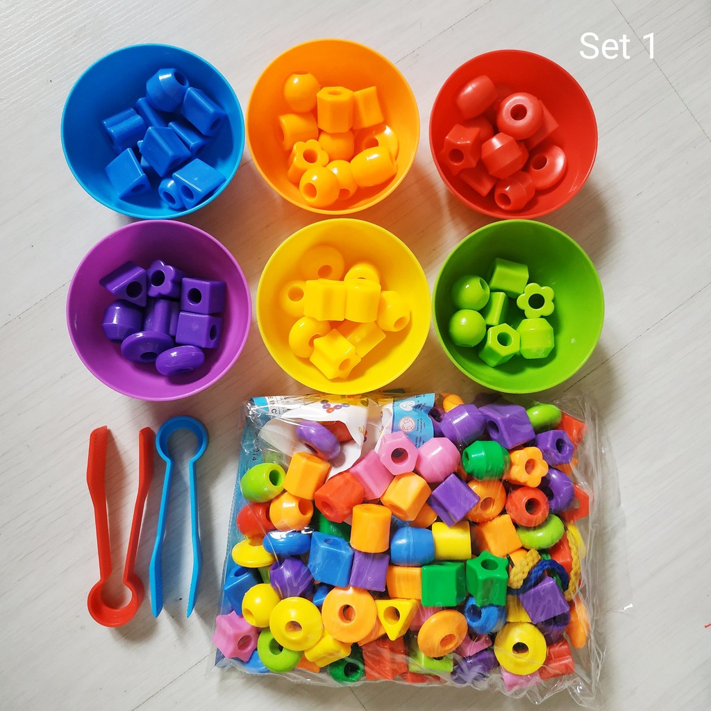 Set 6 Bát +100 Hạt Nhựa Tặng 2 Kẹp+Tặng 5 Dây Để Xâu Hạt Cho Bé Tập Gắp, Phân Biệt Màu Sắc, Đồ Chơi Giáo Dục Sớm.