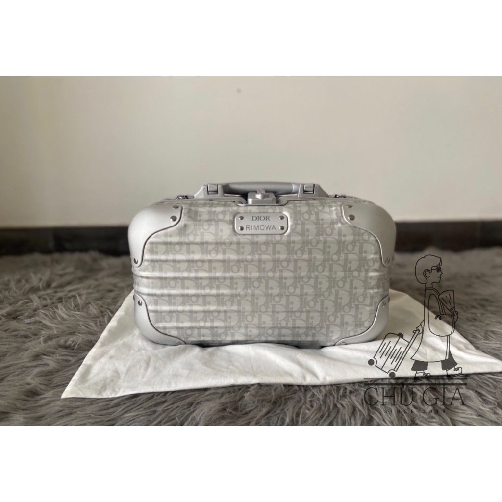 Cốp DIOR x RMW