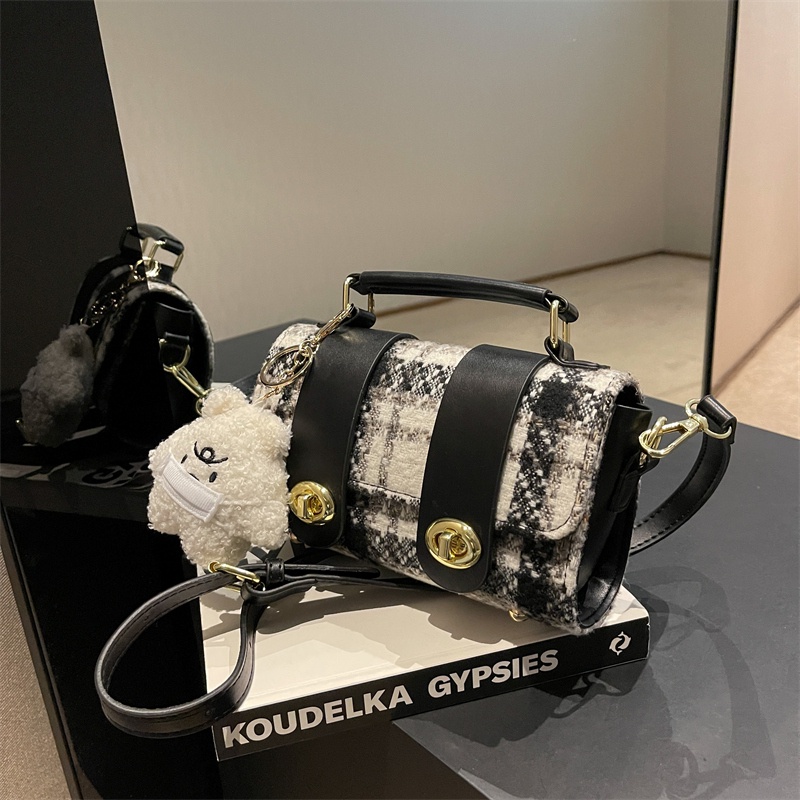 Túi Đeo Vai Họa Tiết Kẻ Sọc Màu Sắc Tương Phản Thời Trang Cho Nữ