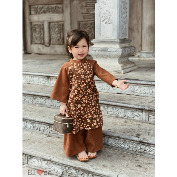 Áo dài  cách tân hoa nhí nhung tăm  xinh xắn bé gái