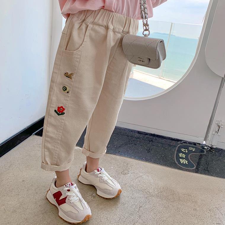 Quần Dài Mỏng Dáng Rộng Thoáng Khí Thêu Hình Củ Cà Rốt Nhỏ Thời Trang Xuân Thu Cho Bé Gái