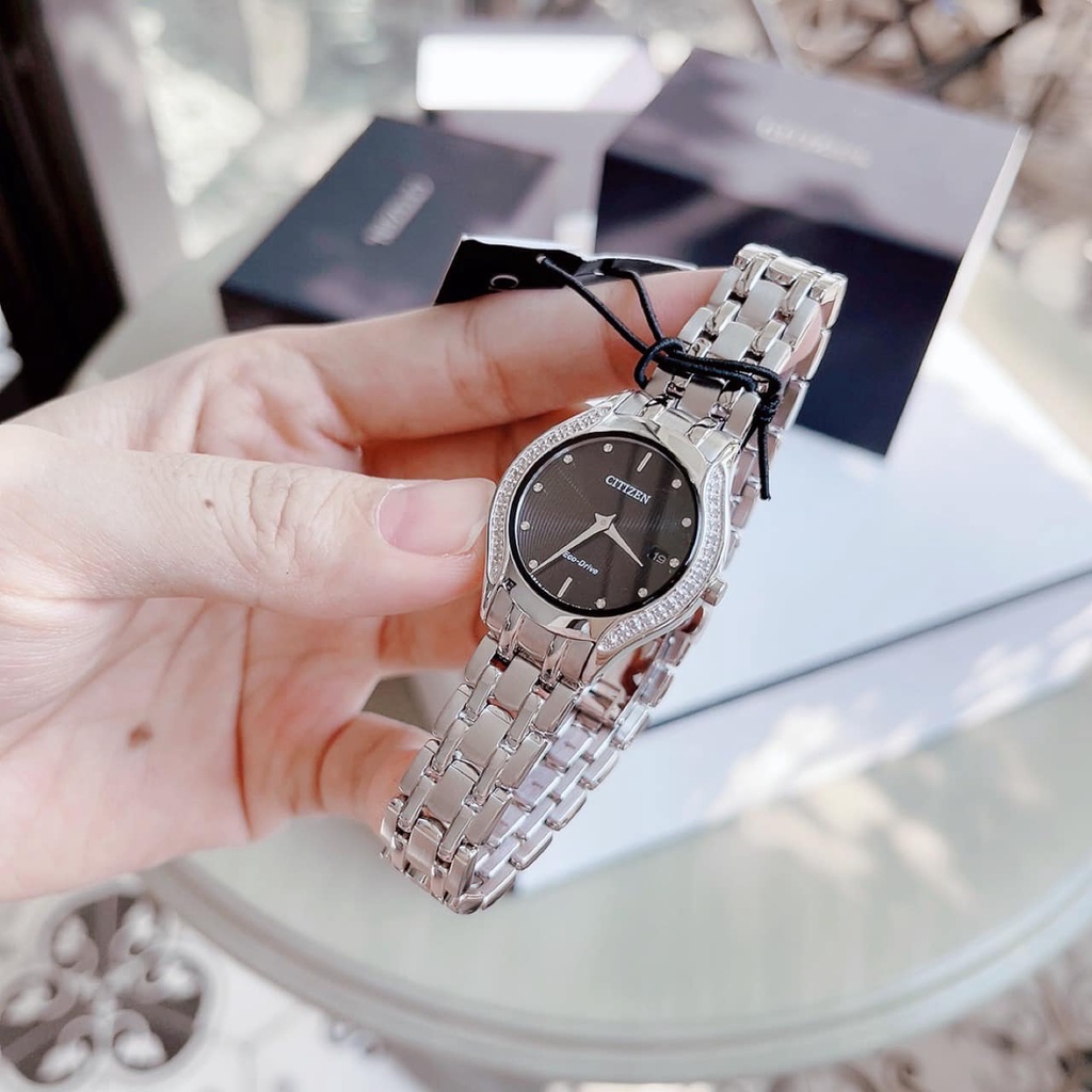Đồng Hồ Nữ Citizen GA1060-57E dây bạc mặt đen (size 27mm)