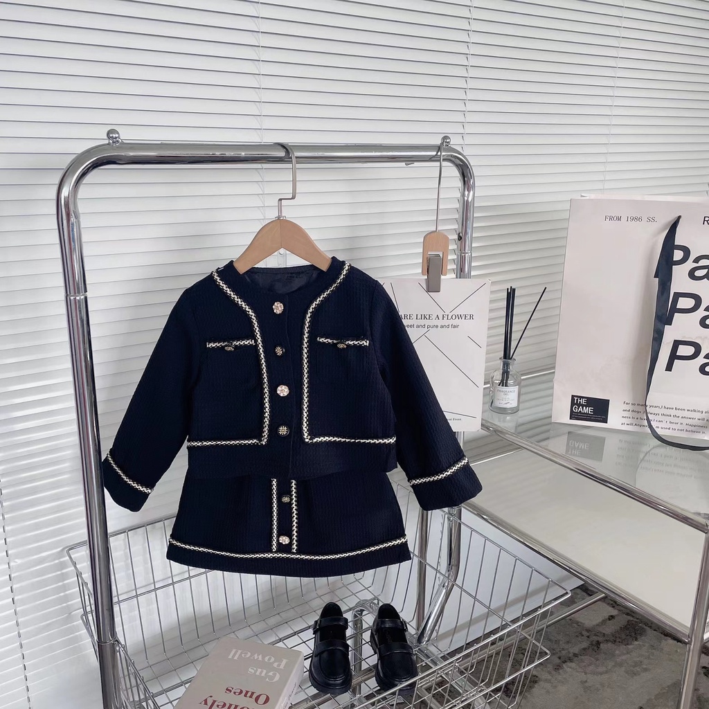 Girls' autumn suit 2022 new fashionable girls' autumn coat skirt Xiaoxiangfeng three-piece suit