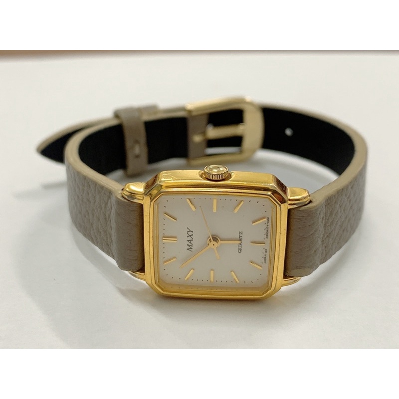 Đồng hồ si nữ hiệu Maxy, máy Nhật, dáng tank dây da