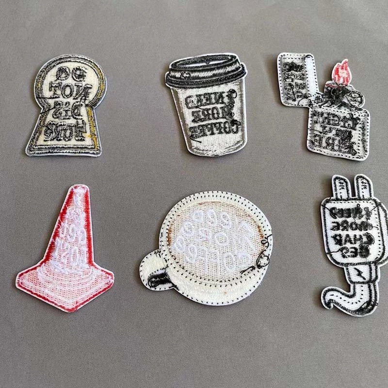 Sticker Ủi Thêu Hình Bật Lửa