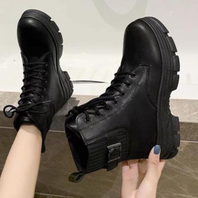 Boot Nữ Cổ Ngắn Giày Bốt Nữ Cổ Chun Có Khoá Cài Thời Trang Hàn Quốc