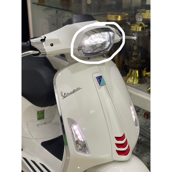 Viền đèn vespa Sprint zin màu crom