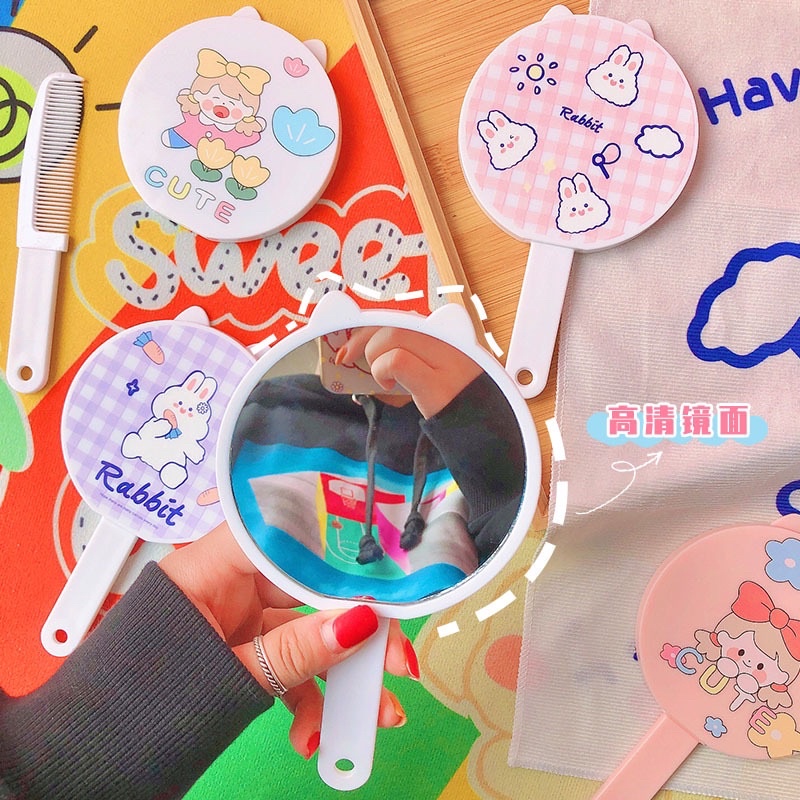 Gương mini cầm tay kèm  lược  họa tiết dễ thương, xinh xắn kèm lược trải đầu siêu xinh cho b a
