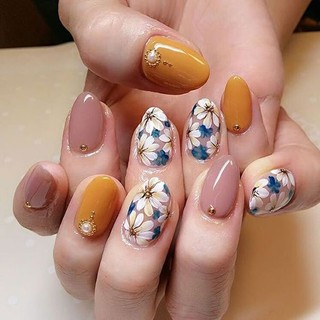 Cọ vẽ hoa cúc( giá 1 cây)
