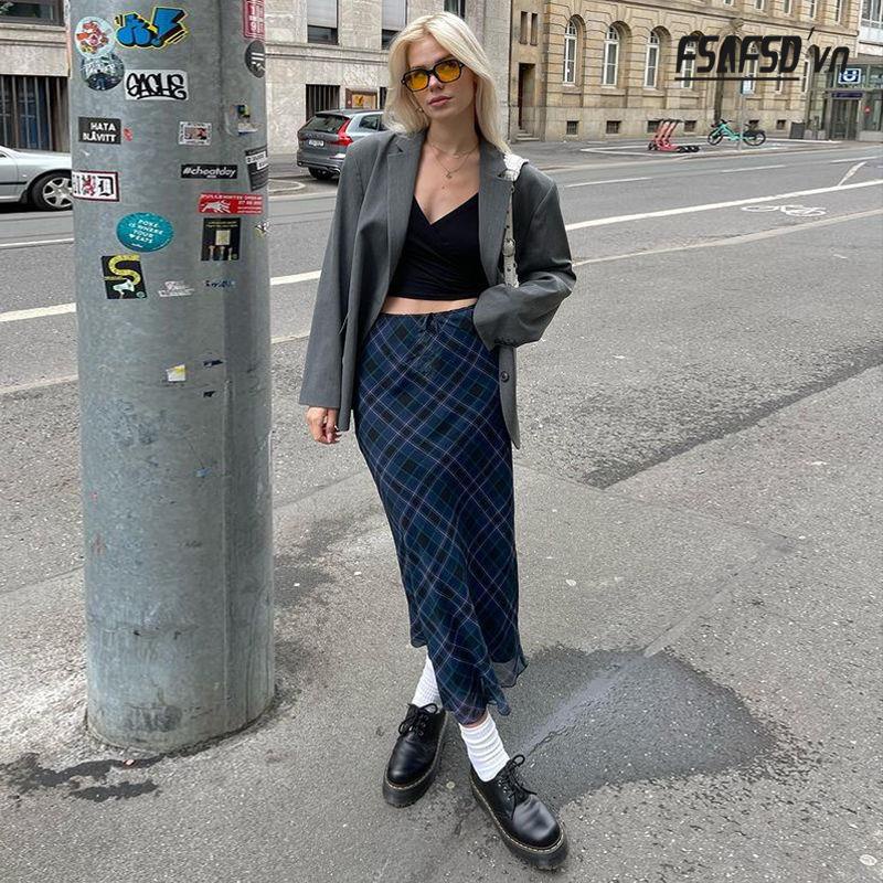 Chân Váy Lưng Cao Họa Tiết Sọc Caro Phong Cách Retro Mỹ