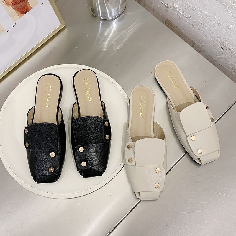 Dép Mũi Vuông Đế Bằng Đính Đinh Tán Phong Cách Retro Thời Trang Mùa Xuân Mới Cho Nữ
