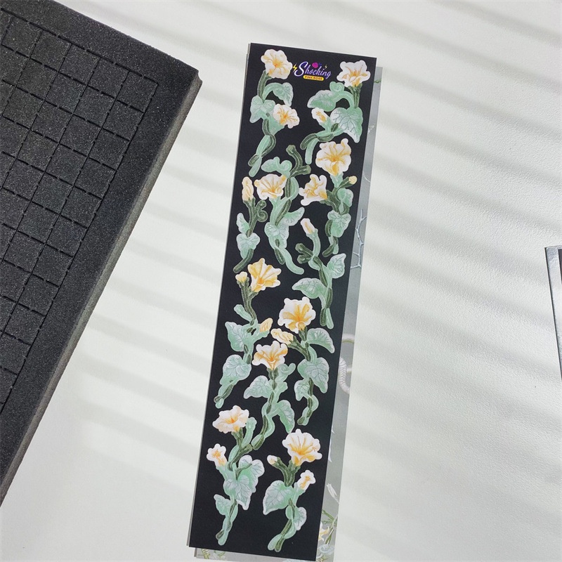 Miếng Dán Trang Trí Lều Hình goo chuck / Hoa / Mặt Trăng Màu Tối DIY