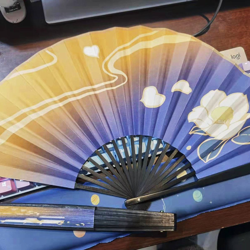 Quạt Xếp Cầm Tay Hóa Trang Anime Genshin Va Chạm Kamisato Ayaka