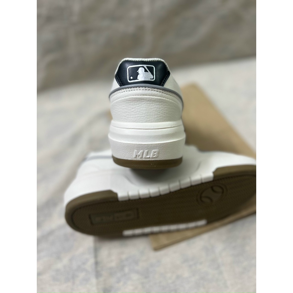 Giày thể thao nam nữ MLB Chunky Liner 2022 đủ 4 màu đế tăng chiều cao, bản cao cấp chất liệu da in 3D, full phụ kiện