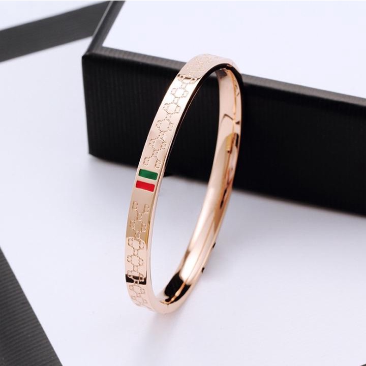 Vòng Tay Titan GC khắc tên theo yêu cầu cặp đôi unisex Titanium