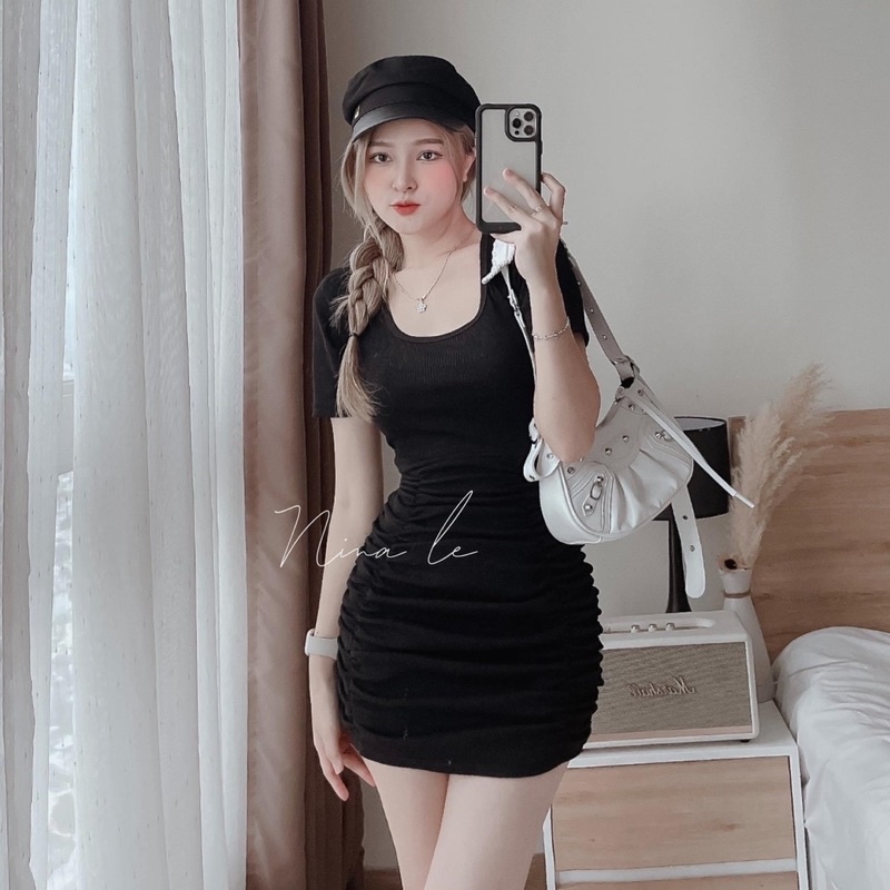 ĐẦM ĐEN NHÚN SƯỜN CUTOUT LƯNG