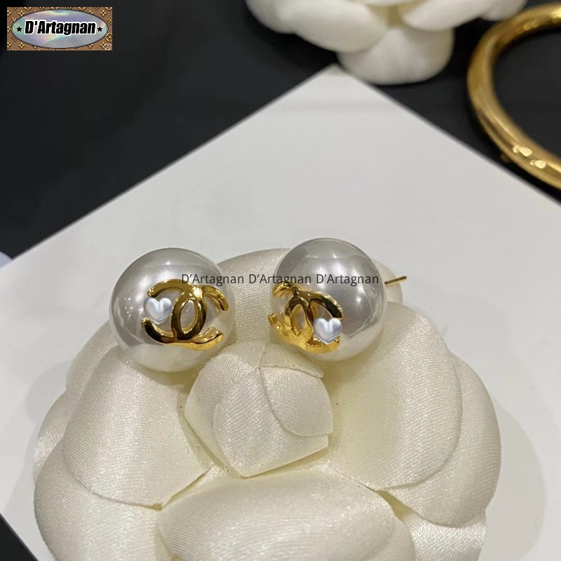 'Boutique Spot'CC22b Bông tai ngọc trai Stud kim loại CClogo với bông tai in thép Dia 1.8cm chất lượng cao Hàn Quốc 2022 mới tái tạo thanh lịch Vintage thời trang không phai 925 kim bạc cho phụ nữ