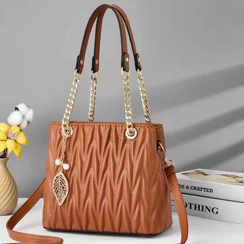 Túi Đeo Chéo Dây Xích Thời Trang Đơn Giản Dễ Phối Đồ Cho Nữ