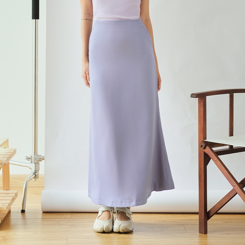 Andabove - Chân váy dài nữ chất liệu Satin - Satin Skirt - Màu Tím