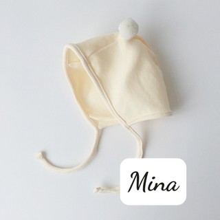 Mũ cục bông cho bé nhà Mina