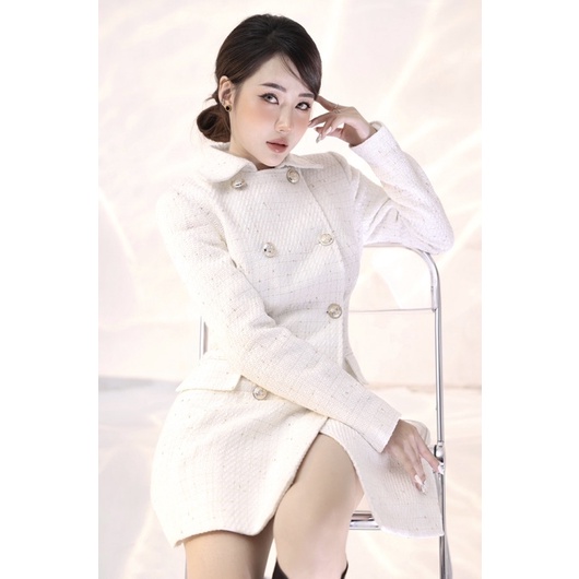 Khoác dạ khuy đồng hàng thiết kế