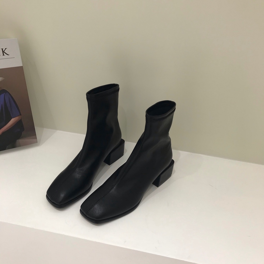 Giày Bốt Cao Gót Mũi Vuông Phong Cách Anh Quốc Thời Trang Xuân Thu Mới Cho Nữ